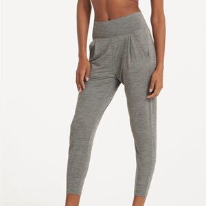 Vuori Lux Ease Pant